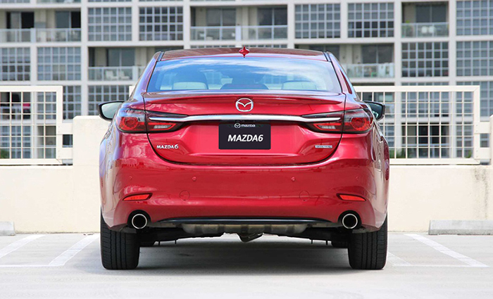 duoi-xe-mazda-6-2021