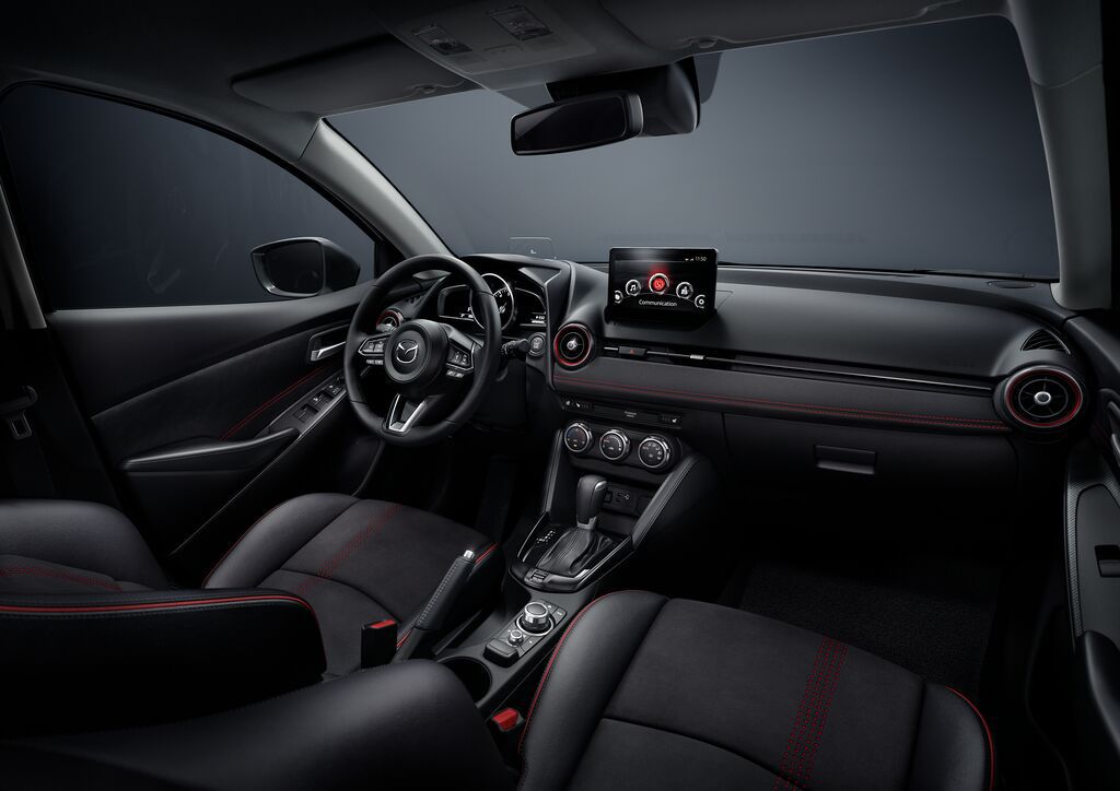 Mazda 2 nội thất 1