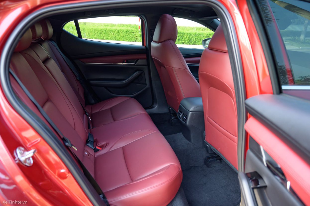 Mazda3 Sport khoang hành khách